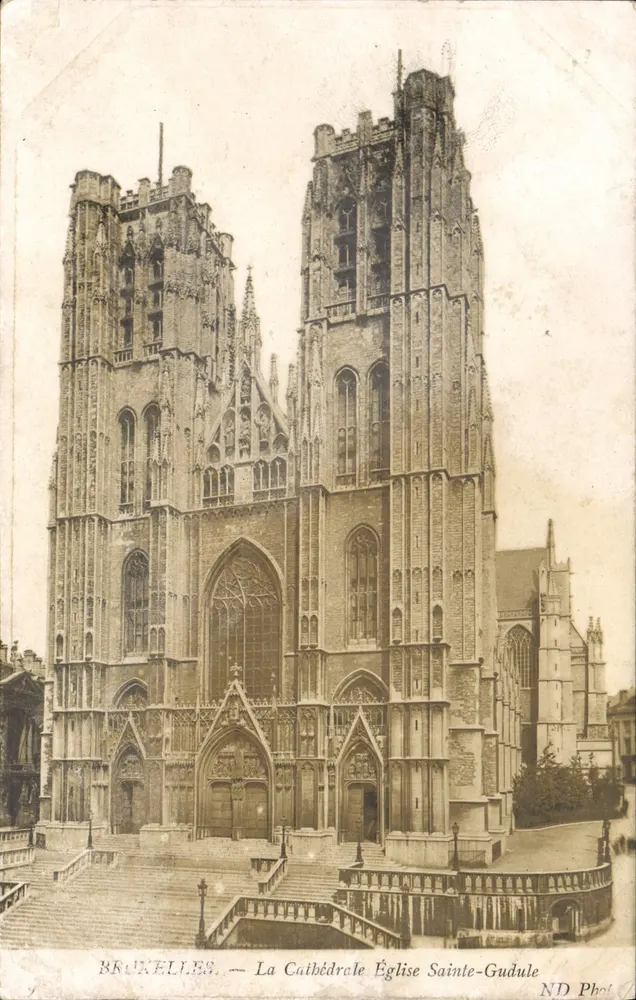 Brüssel — Kathedrale Kirche Saint-Gudule — ND Phot - Vorderseite