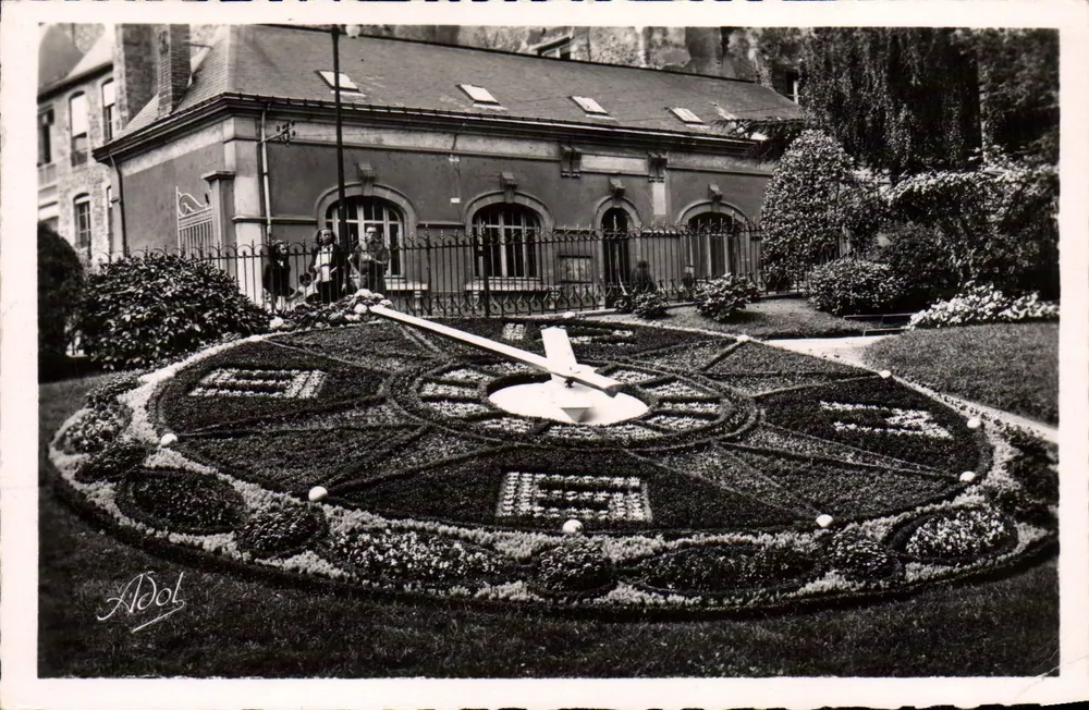 Relógio floral — Le Mans — Imp. Photo A. Drol au Bronnus - Frente