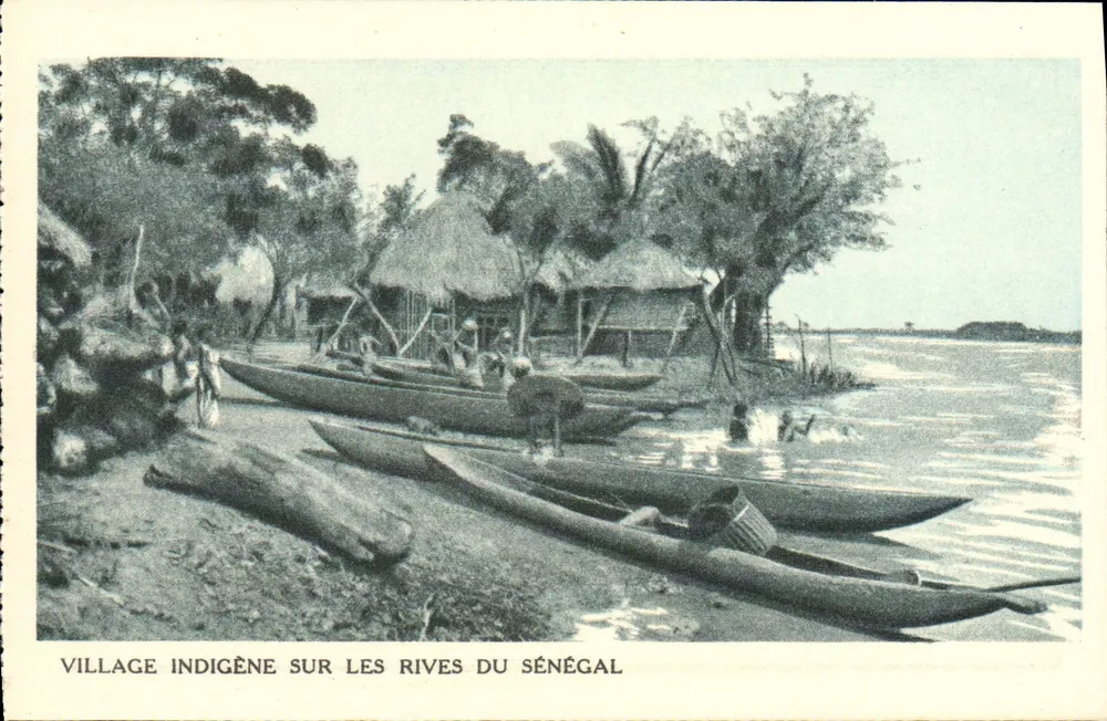 Indigene Siedlung an den Ufern des Senegal — Kolonialausstellung Paris 1931 - Vorderseite