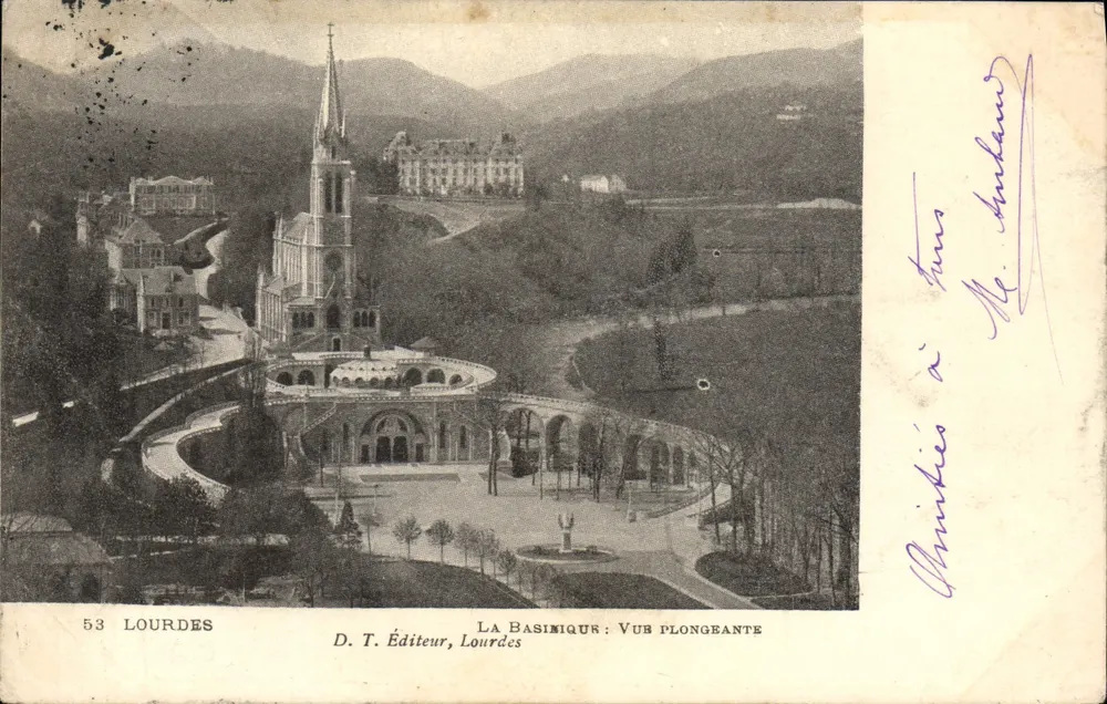 LOURDES — 라 바실리크 : 전망 — D. T. 출판사, Lourdes - 앞면