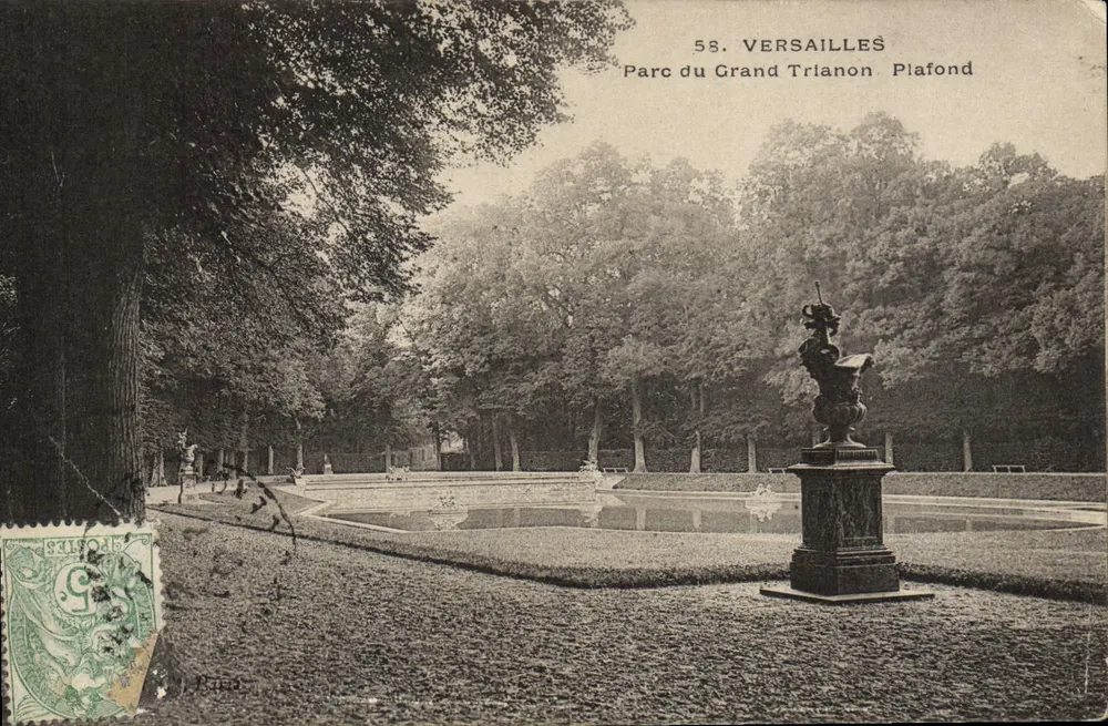 Versailles — Parque do Grande Trianon. Teto — Teto - Frente