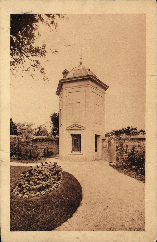 Le Pecoux — Vista do jardim — Ao olhar da pedra da Senhora Martin, de 1877 a 1884 - Frente