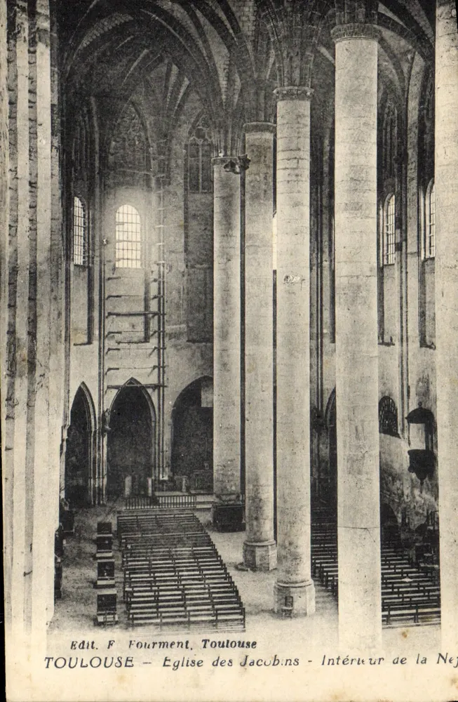 Toulouse - Kirche der Jakobiner - Innenansicht der Kirche - Vorderseite