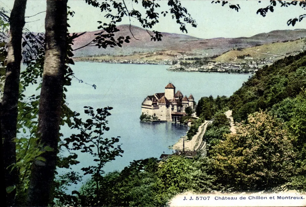 Castelo de Chillon e Montreux — vista do lago Léman — J. J. 5707 - Frente
