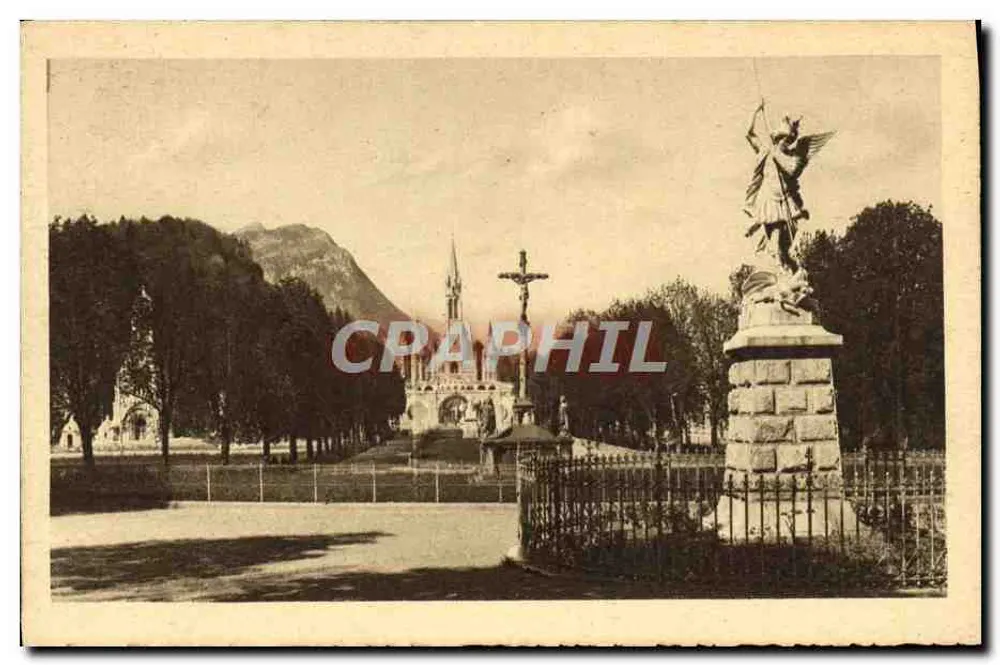 Lourdes — St-Michel, die Kreuz der Bretonen und die Basilika — Ausgabe P. DOUCET, n°43 - Vorderseite