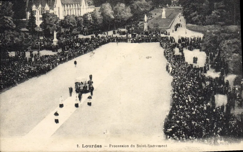 Lourdes — Processão do Santo Sacramento — Edição Palais Postales, n°2 - Frente