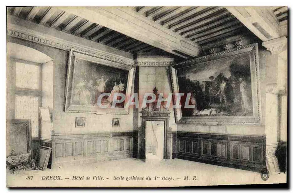 Dreux — Rathaus — Gotische Halle im ersten Stock — M. R. - Vorderseite