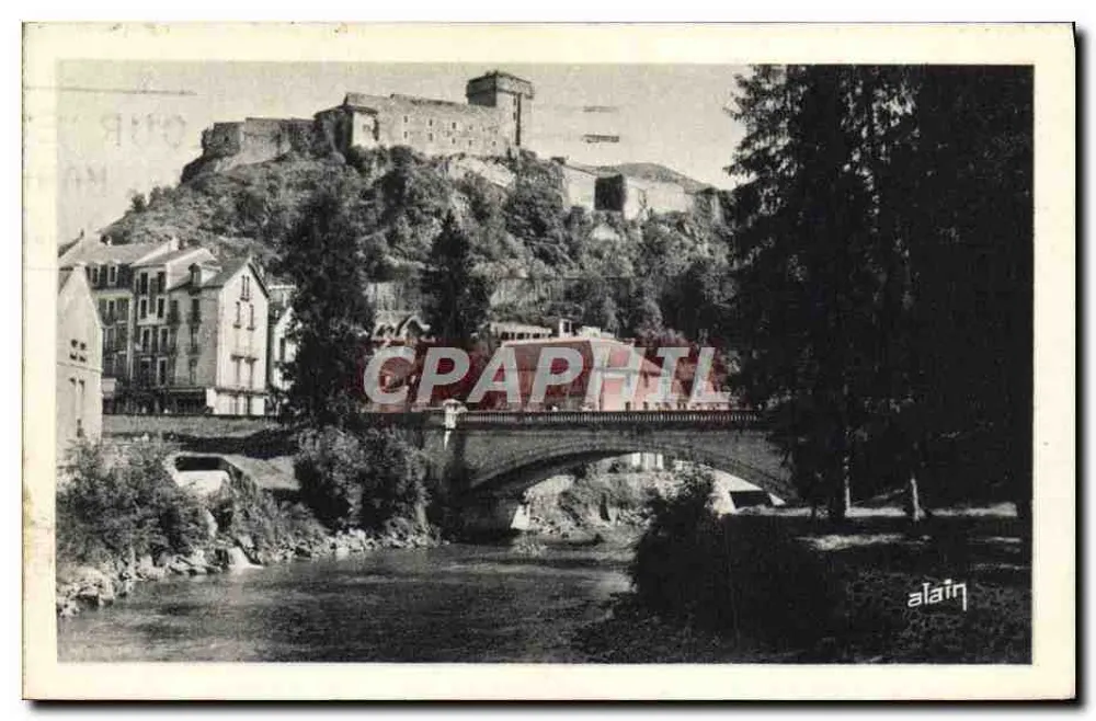 Das befestigte Schloss und der Gave — Lourdes — Editions d'Alain - Vorderseite