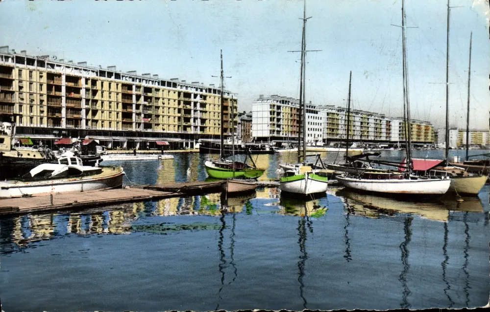 Toulon — O porto — Éditions P. Secco, n° 458 - Frente