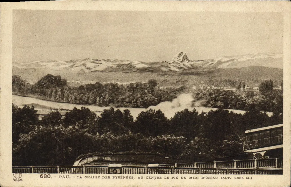 Pau - Die Pyrenäen-Kette, mit dem Pic du Midi d'Ossau (Höhe 2885 m.) in der Mitte — Verlag Héliogravure Laboude Frères, Toulouse, Nr. 680 - Vorderseite