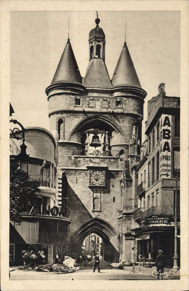 Bordeaux — Turm der Großen Glocke — Altes Glockentürmchen — Héloïse Macon - Vorderseite