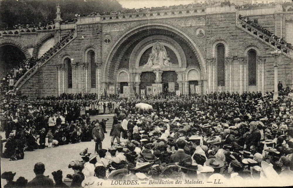 Lourdes — Bênção dos Doentes — LL. n° 54 - Frente