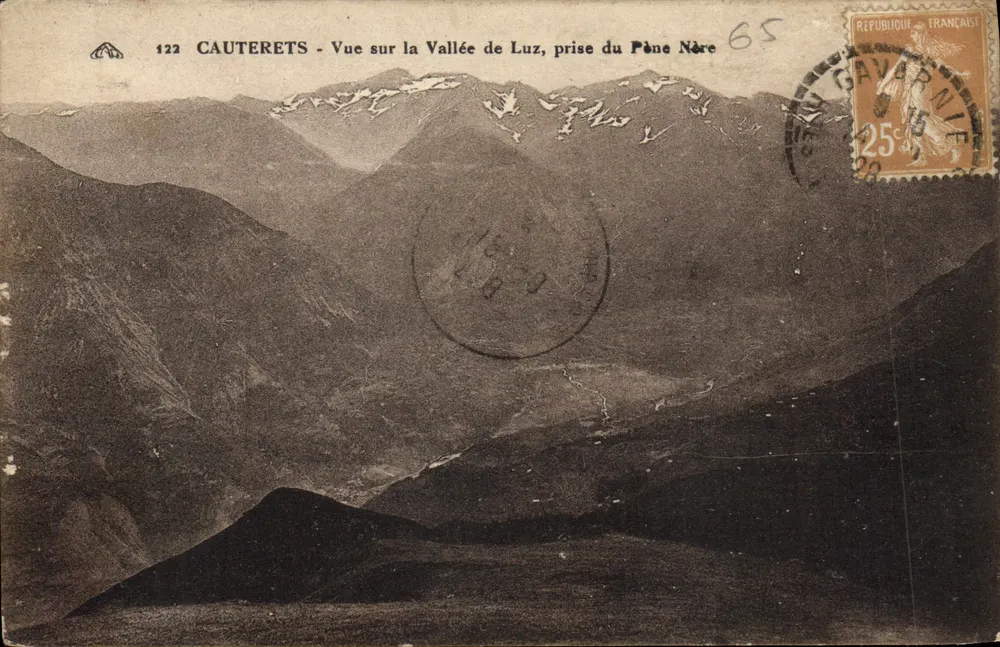 Cauterets - Blick auf die Luz-Tal, aufgenommen vom Pène Nère — unbekannter Verlag, Nr. 122 - Vorderseite