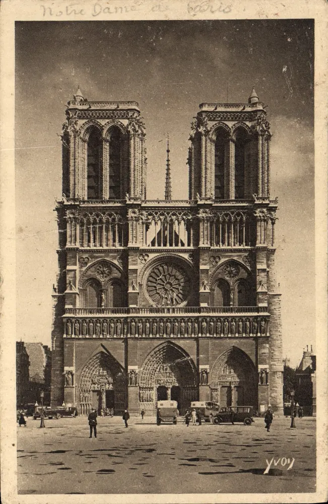 Nossa Senhora de Paris — Fachada — Edição de Arte YVON - Frente