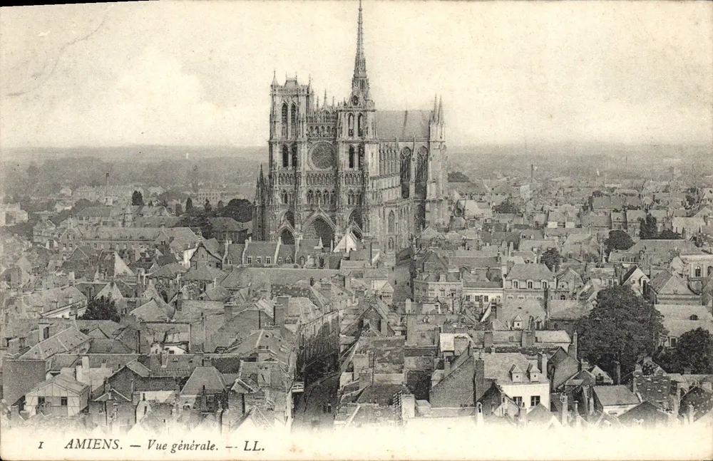 Amiens — Vista geral — LL. - Frente