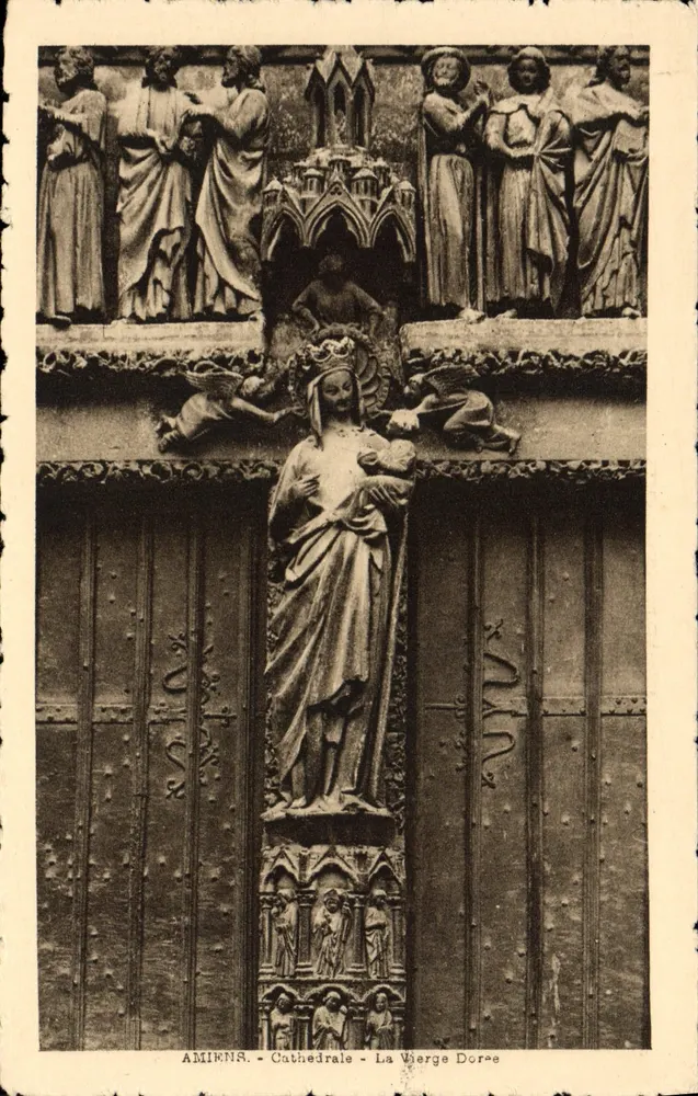 Amiens - Catedral - A Virgem Dourada - Frente