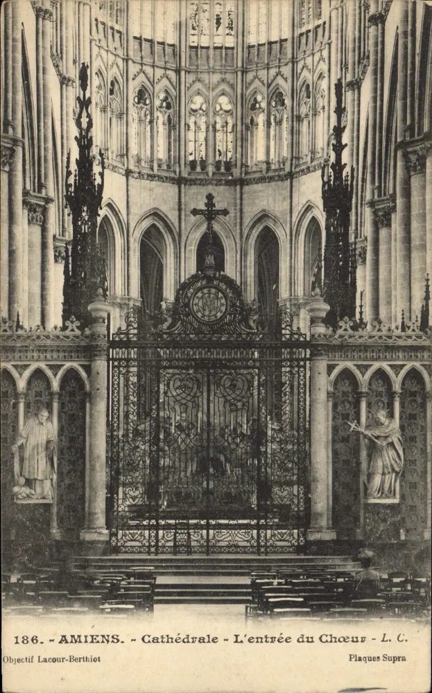 Amiens - Catedral - A entrada do Coro - L.C. - Objetiva Lacour-Berthiot - Frente