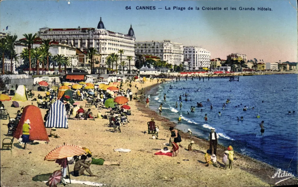 CANNES — La Plage de la Croisette und die Grands Hôtels — Adia - Vorderseite