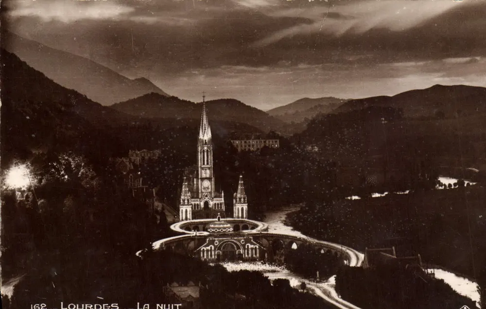 Lourdes — A Noite — 168 - Frente