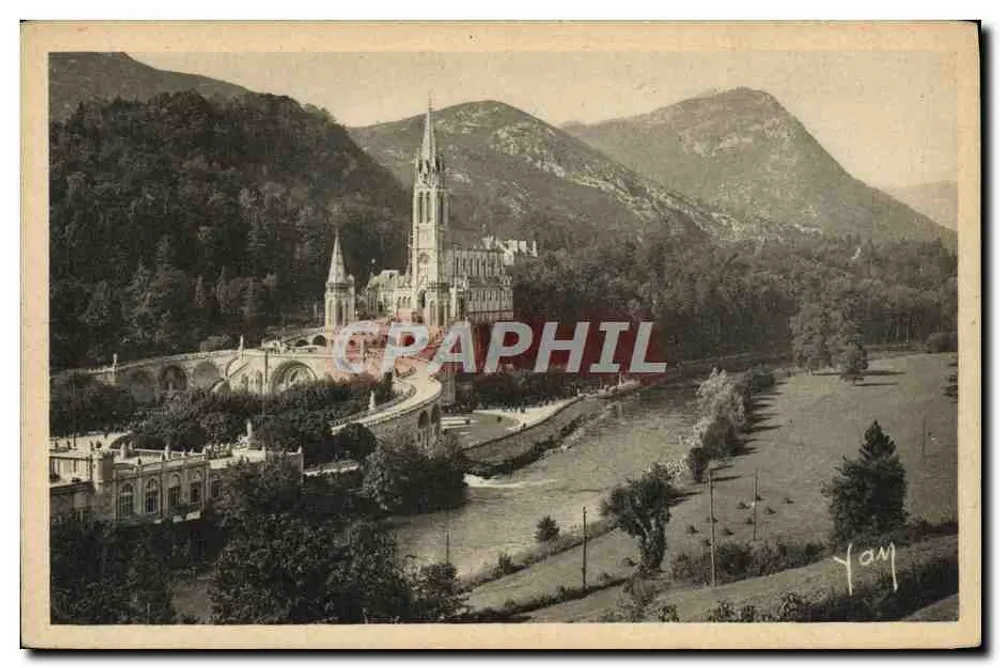 Lourdes — A Basílica e o Gave — Editor: E. Béhannecours - Frente