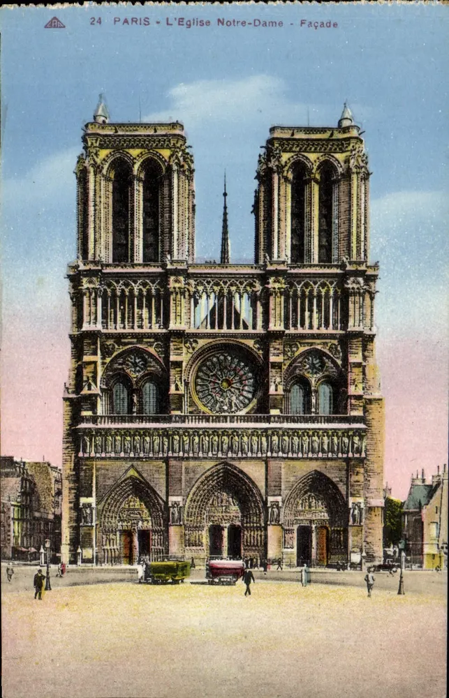 Paris - A Igreja de Nossa Senhora de Paris - Fachada — Bilhete postal antigo n°24 — editor CAP - Frente