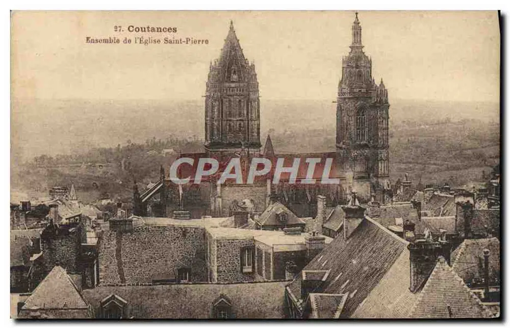 Coutances — Conjunto da Igreja de São Pedro — editor não visível - Frente