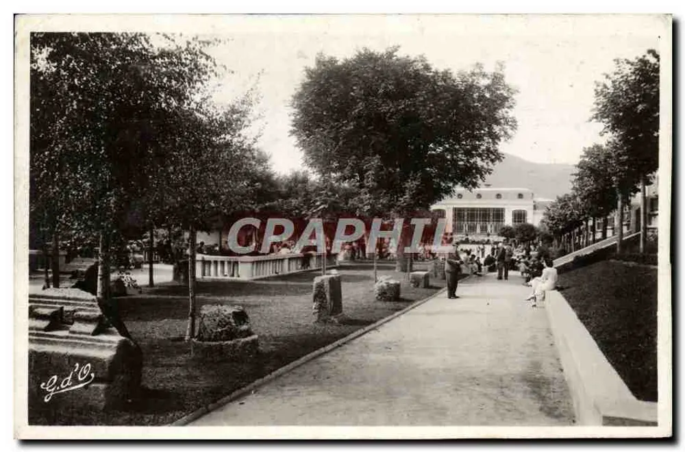 Mont-Dore — Parque do Casino — Photo-Édition Gouttefanges - Frente