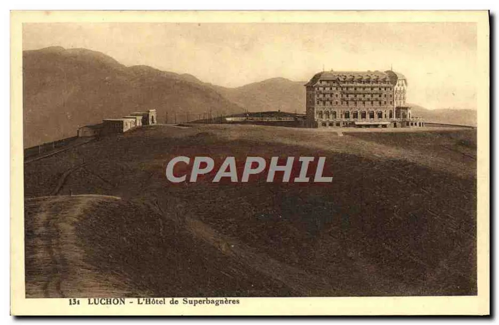 Luchon - L'Hotel de Superbagnères — editore Sarthe, Luchon, n° 131 - Recto