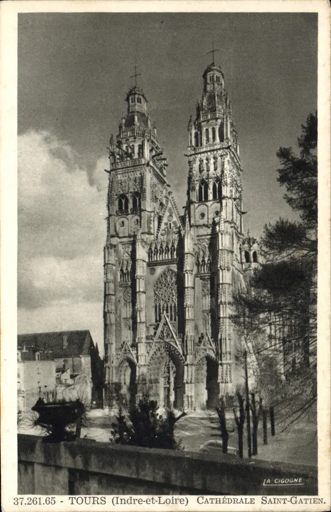Tours (Indre-et-Loire) — Catedral de San Gatien — editor La Cigogne, n° 37.261.65 - Anverso