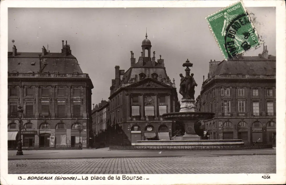 Bordeaux (Gironde) — A praça da Bourse — editor ROSE, n° 13 - Frente