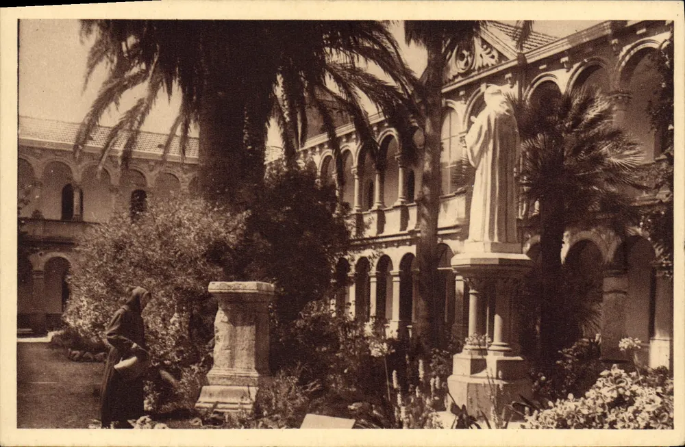 Abtei N.-D. de Lérins — Die modernen Klostergänge — Abtei N.-D. de Lérins, Cannes - Vorderseite