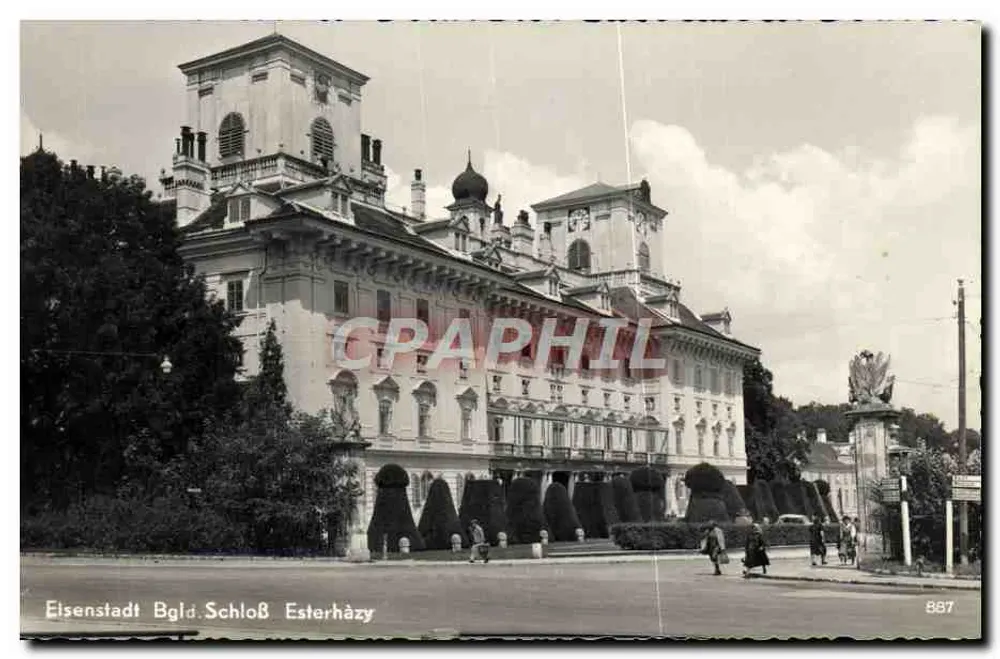 Eisenstadt - Castelo Esterházy — fotografia da praça e do edifício principal — editor Echte Photographie, n° 887 - Frente