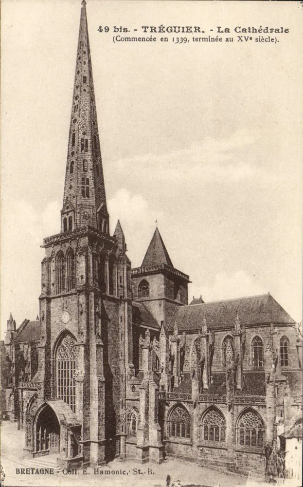Tréguier - A Catedral — Iniciada em 1339, concluída no século XV — Coll. E. Hamonic, St.-B. - Frente
