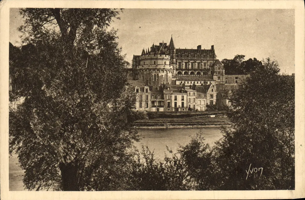 Schloss Amboise — Allgemeiner Blick von den Ufern der Loire — Kunstausgabe YVON - Vorderseite