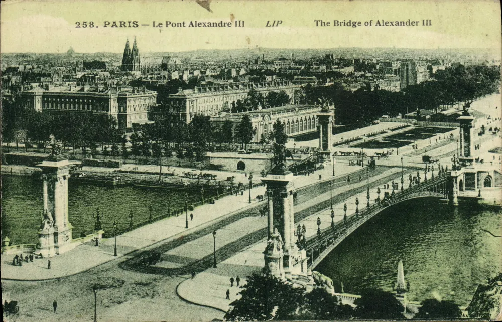 PARIS — O Ponte Alexandre III — LIP - Frente