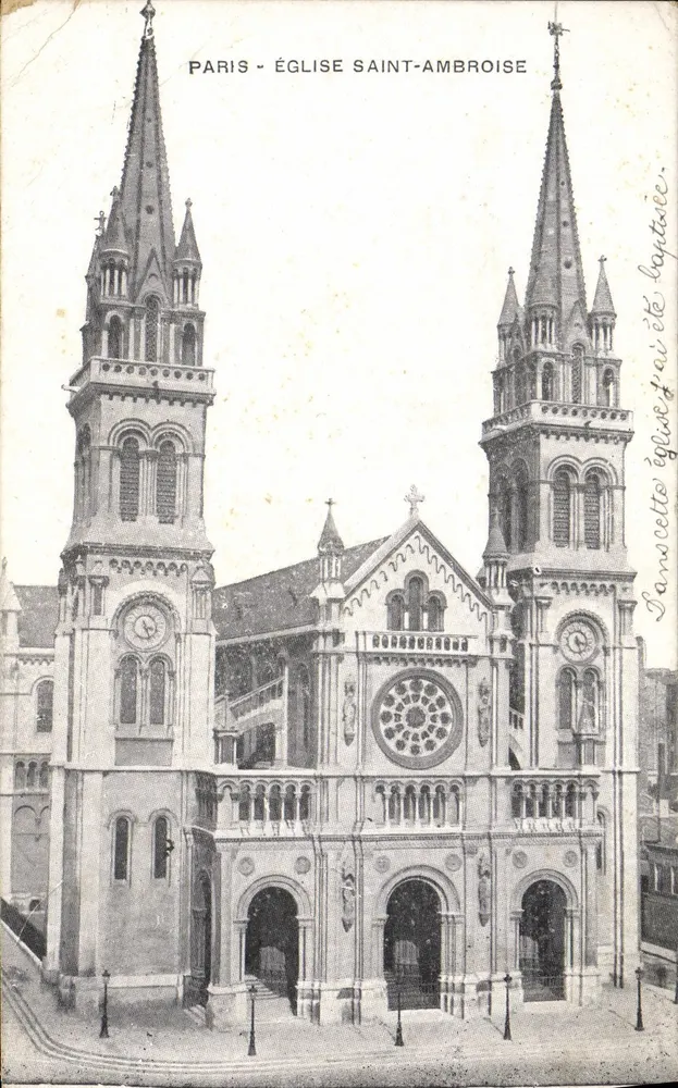 Paris - Igreja de São Ambrozio — vista do edifício com suas duas torres e seu portal - Frente
