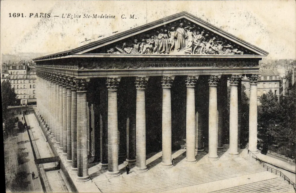 Paris — A Igreja de Santa Madeleine — C. M. - Frente
