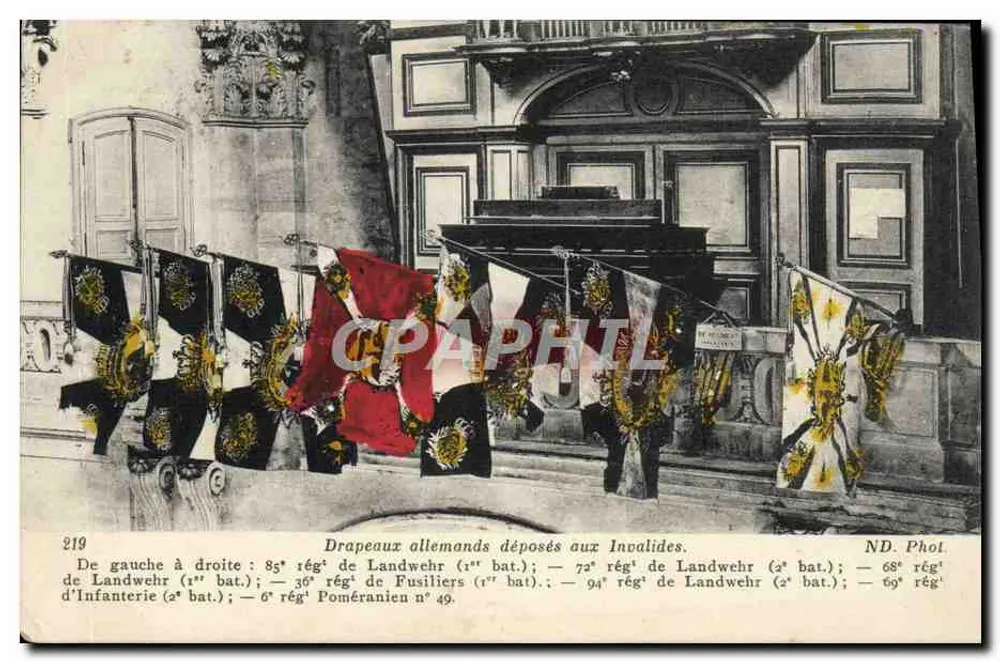 Deutsche Fahnen am Invalidenhaus — ND. Foto-Nr. 219 - Vorderseite