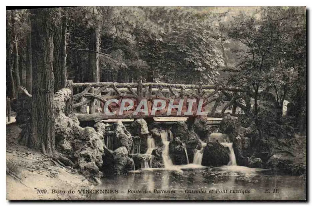 Bois de Vincennes — Route des Batteries — Wasserfälle und rustikale Brücke — E. M. - Vorderseite