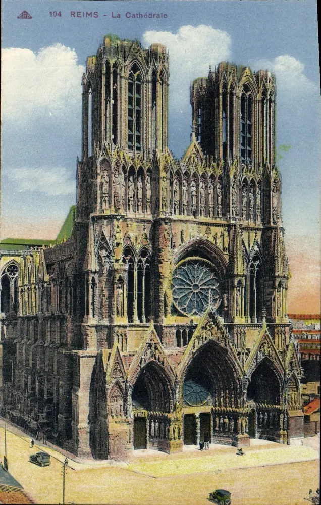 Reims - A Catedral — visão da fachada gótica — C° Alinéaive dos Artes Decorativas - Frente