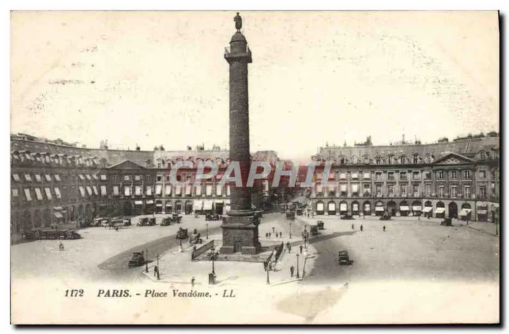 Paris - Place Vendôme — coluna monumental e edifícios que cercam a praça — editor LL, n° 1172 - Frente