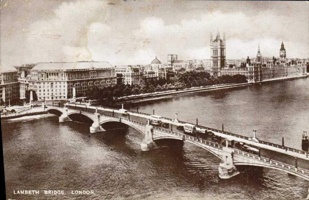 Lambeth Bridge, Londres — vista sobre a Tamisa com o Parlamento — editor não identificado - Frente