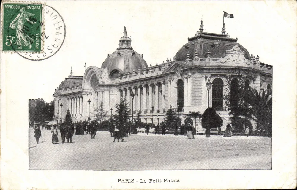 PARIS - O Pequeno Palácio — vista arquitetônica — editor não identificado - Frente