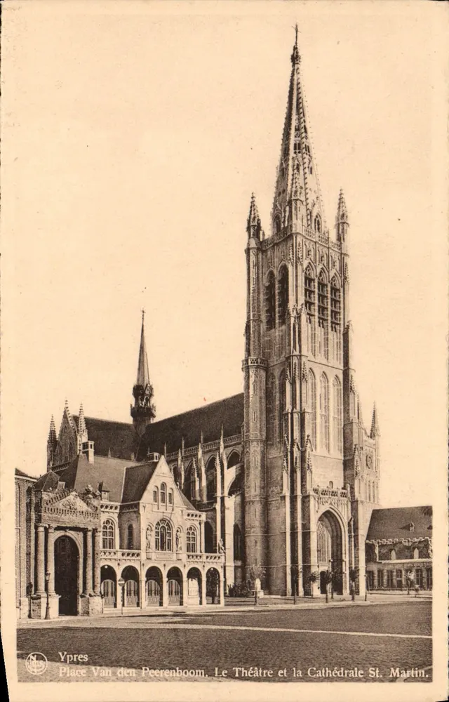 Ypres — Place Van den Peerenboom, Das Theater und die Kathedrale St. Martin — NLS - Vorderseite