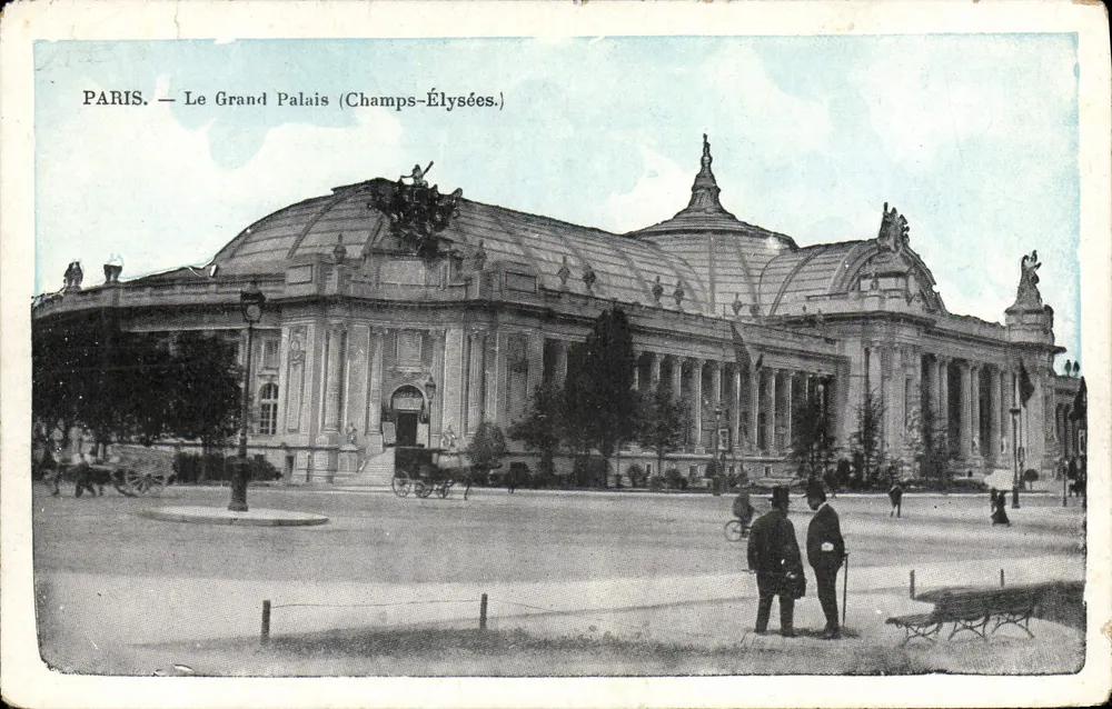 Paris — O Grande Palácio (Champs-Élysées) — J.C. Paris - Frente