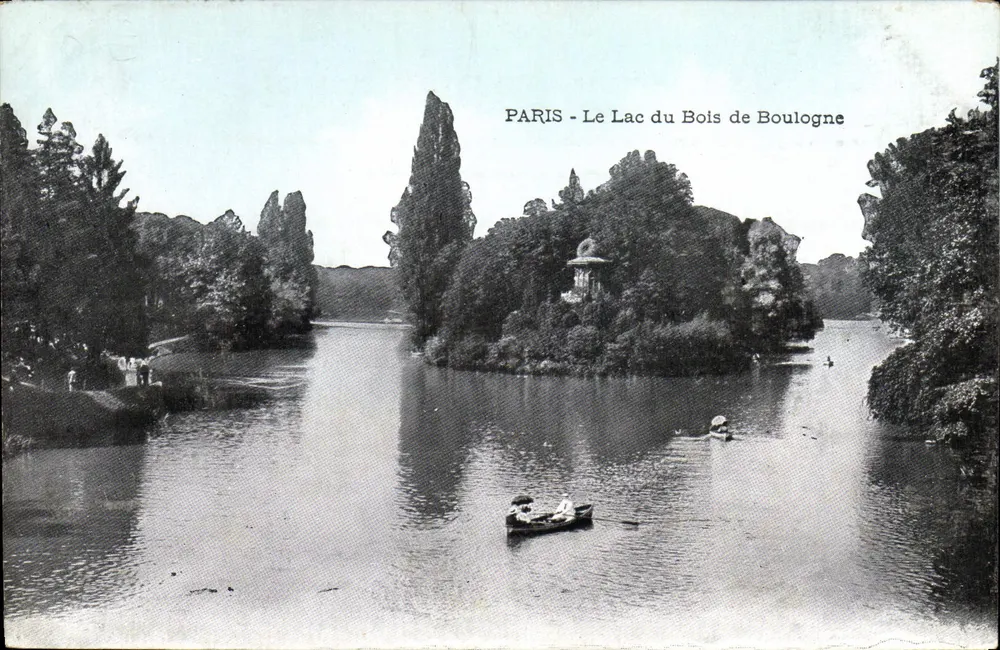 PARIS - See des Bois de Boulogne — Ansicht des Sees mit Boot und Insel - Vorderseite