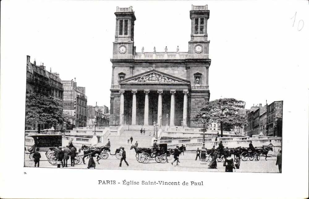 Paris - Igreja de São Vicente de Paulo — vista da fachada neoclássica com cavalos e carruagens — editor não identificado, n° de série 10 - Frente