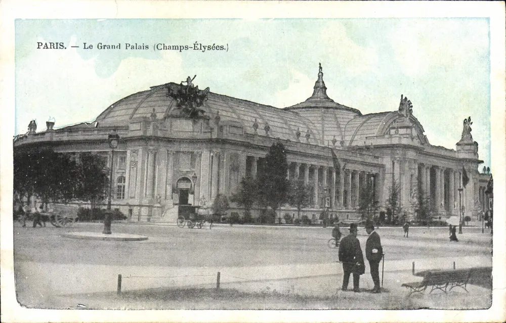 Paris — Le Grand Palais (Champs-Élysées.) — J.C. PARIS - Frente