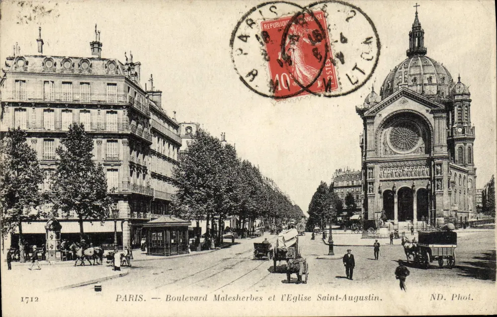 Paris — Boulevard Malesherbes und die Kirche Saint-Augustin — ND. Foto. - Vorderseite