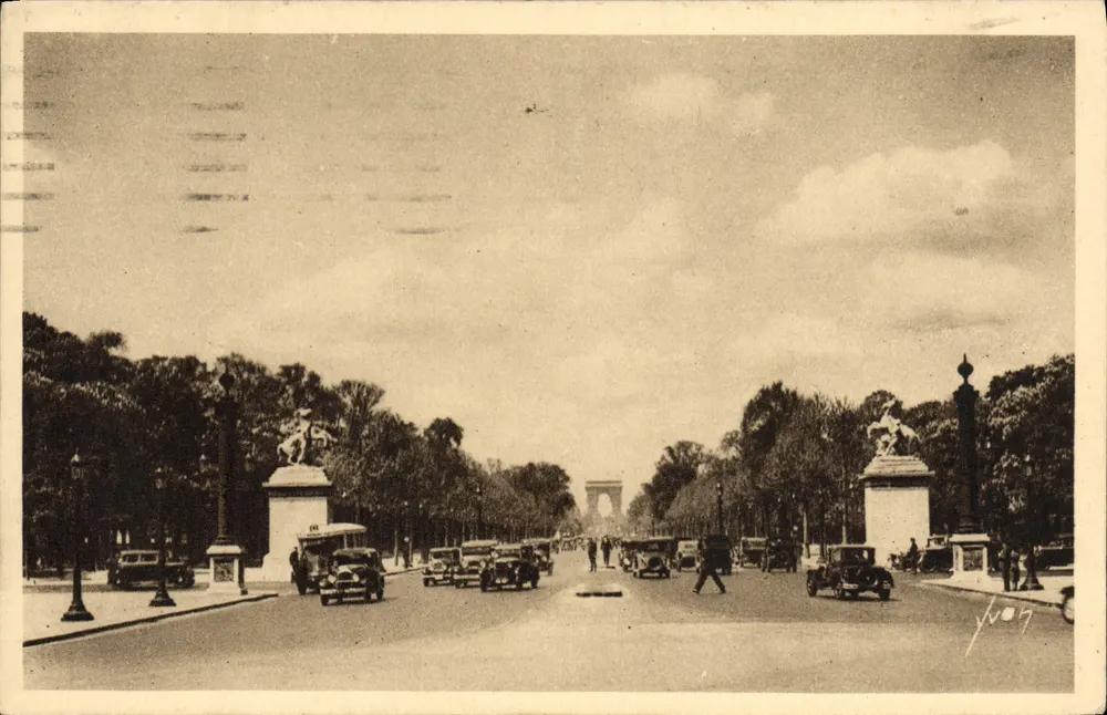 Paris — Avenida dos Campos Elísios — Les Éditions d'Art 'VYON' - Frente